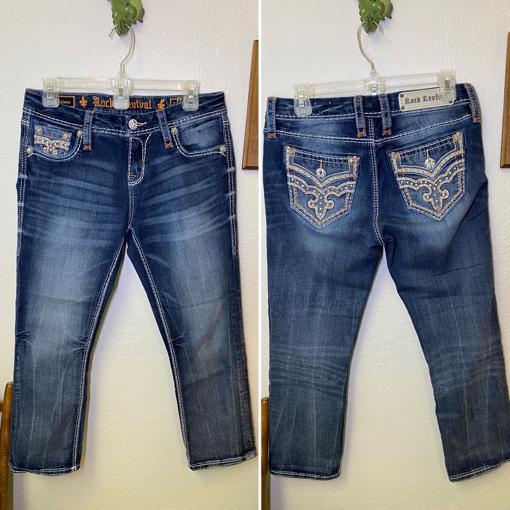 Rock Revival Delara Mid-Rise Curvy Crop Bling Jeans Women's 27 Fleur De Lis Stud